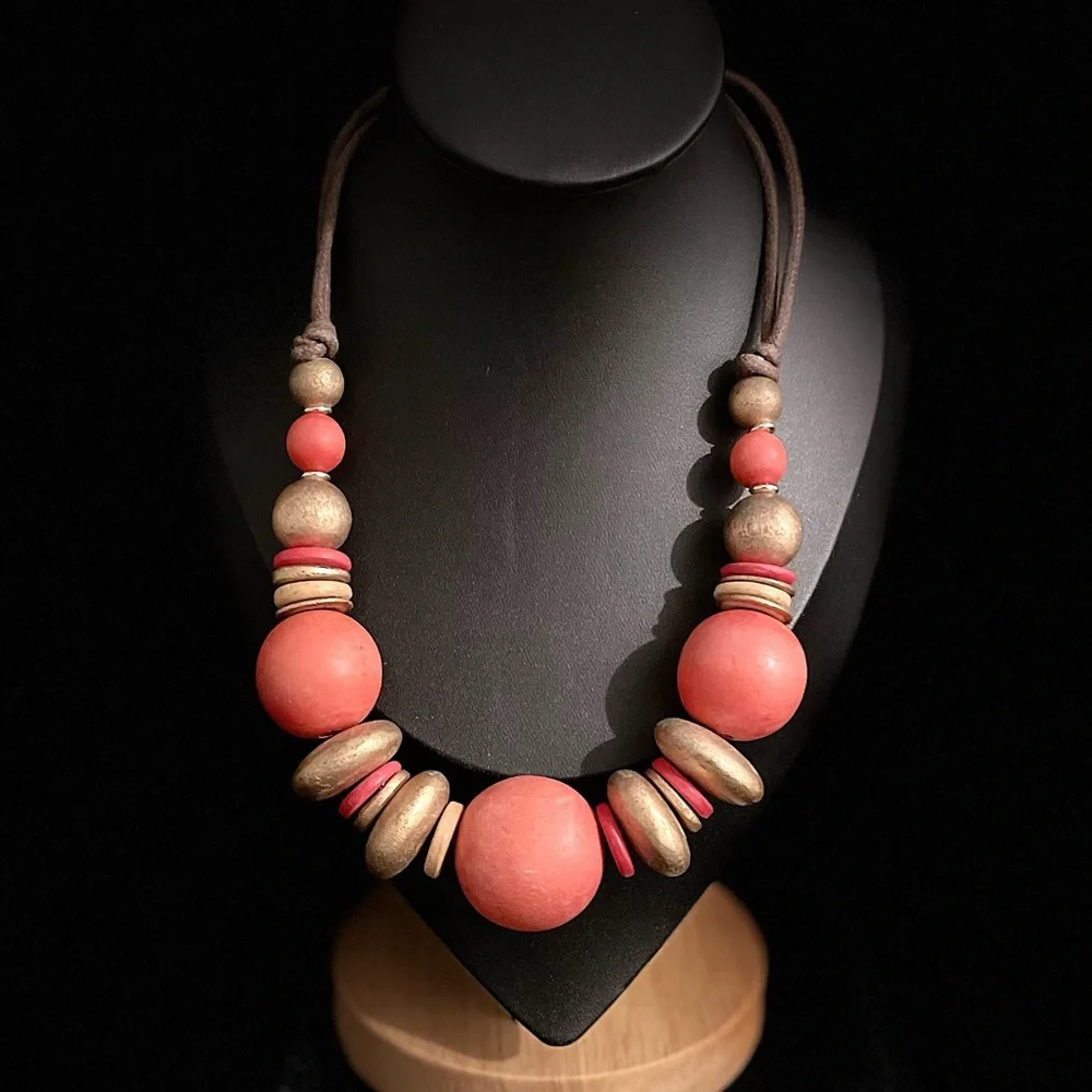 Vintage Wood Bead Coral and Gold Necklace